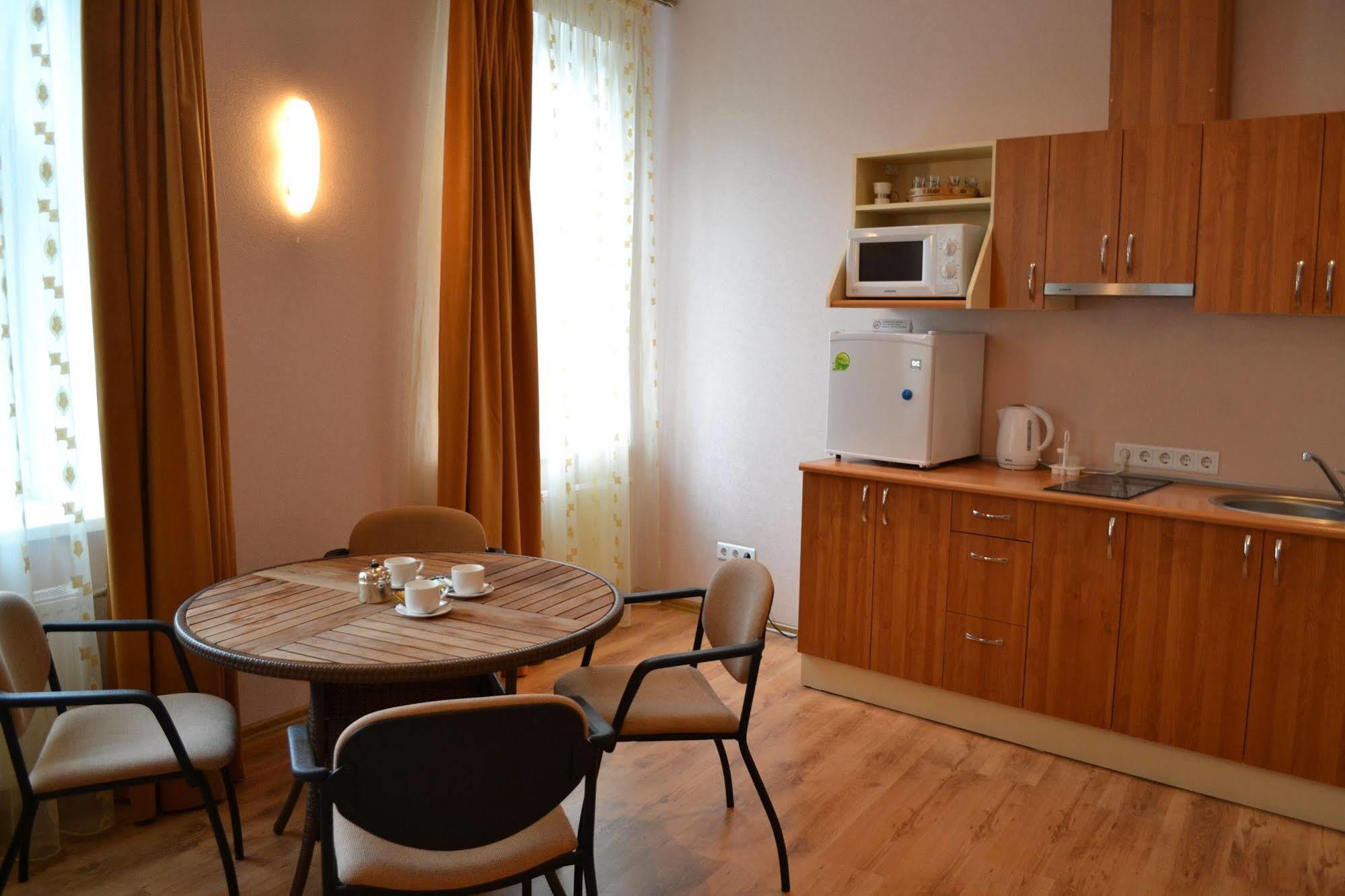 Apartamenti Dvinska Daugavpils Exterior foto